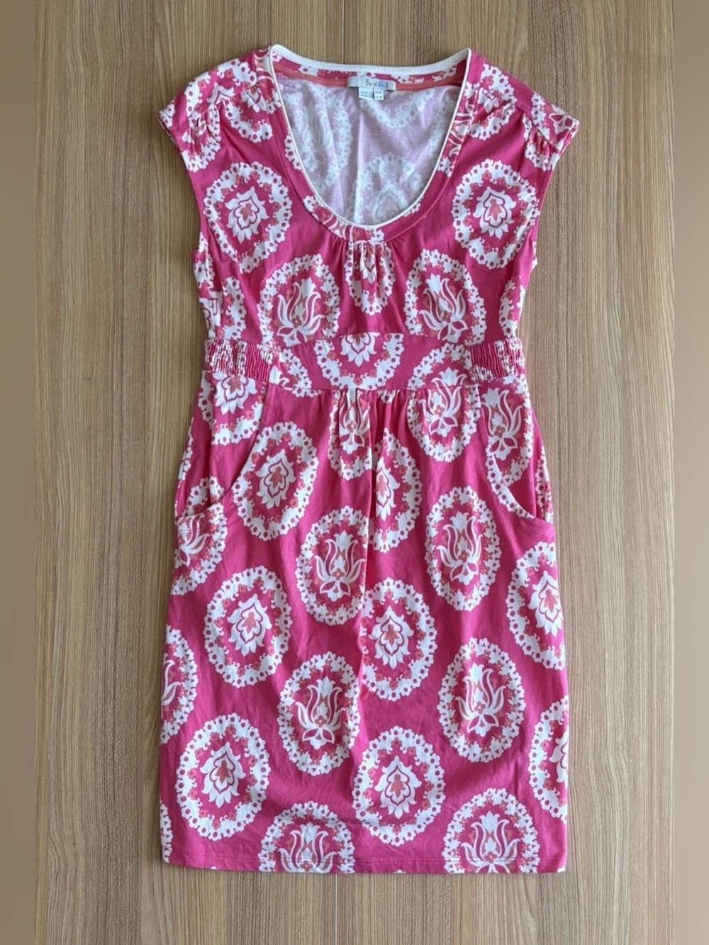 Boden Scoop Neck Jersey Dress Sz 6P Pink Pockets Floral Summer Comfort Travel